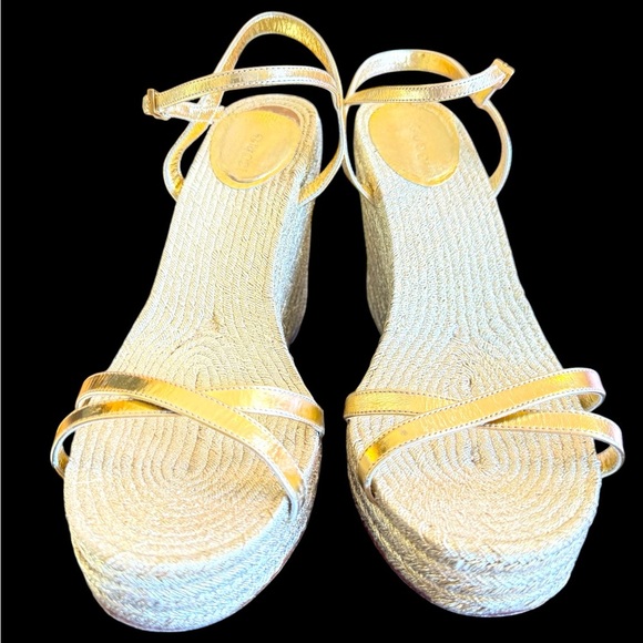 Gold Gucci platform sandals Size 38 - Picture 1 of 5